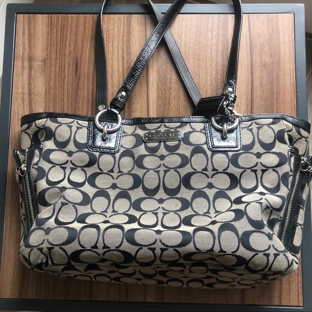 Coach Shoulder Bag